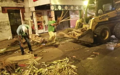 Asunci�n, un basural despu�s de los festejos por Navidad