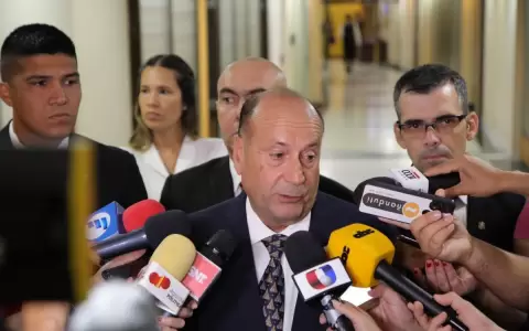 Salom�n dice que Abdo definir� al candidato para FGE en las pr�ximas horas
