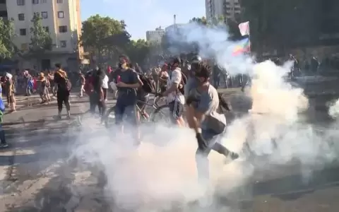 Chile: tras indultos de Boric a detenidos por estallido social, opositores abandonan di�logo sobre inseguridad