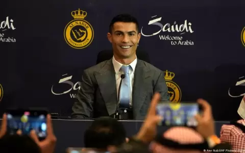 Cristiano Ronaldo ganar� 400 millones de euros en Arabia Saud�, dice fuente