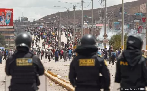 Protestas contra presidenta de Per� dejan 67 personas hospitalizadas