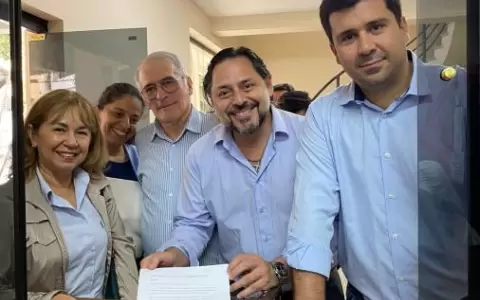 Elecciones: PPQ inscribi� oficialmente a sus candidatos ante el TSJE
