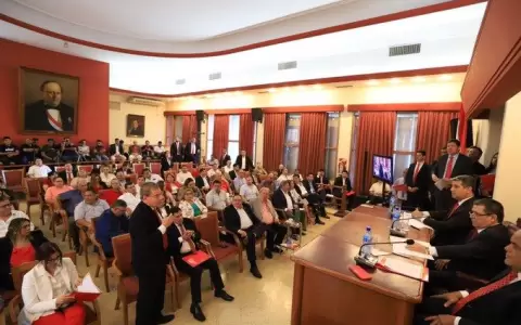 ANR conforma mesa directiva tras algunos incidentes