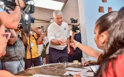 Fuerza Republicana se impuso en la mayor�a de las seccionales y logra 50 % de espacios en la Junta