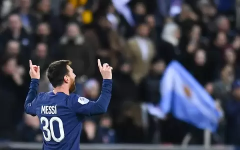 Messi marca un golazo en su regreso para la victoria de PSG