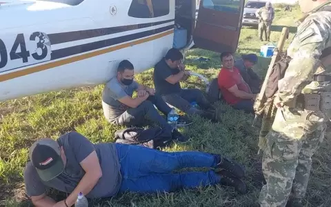 Imputan a seis presuntos narcotraficantes que ten�an 420 kilos de coca�na