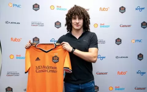 Oficial: Iv�n Franco es nuevo jugador del Houston Dynamo
