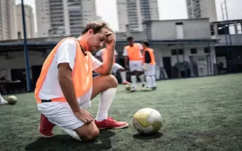 Calor y el coraz�n: recomiendan evitar el f�tbol en horarios pico