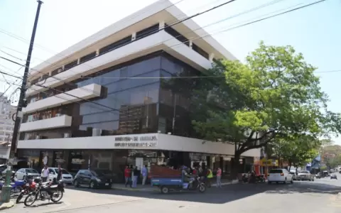 Ministerio del Trabajo alista un millonario contrato.