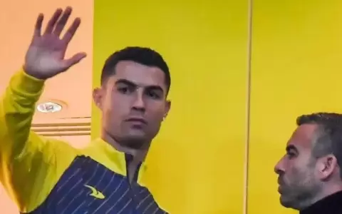 El t�cnico de Al Nassr sobre CR7: �Fall� una oportunidad de gol...�