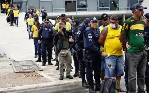 Identificaron a responsables de trasladar hasta Brasilia a participantes del intento de golpe de Estado