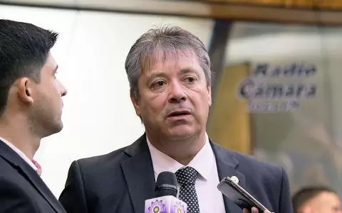 Titular de Diputados dice que a�n no hay ning�n pedido de juicio pol�tico contra Vel�zquez