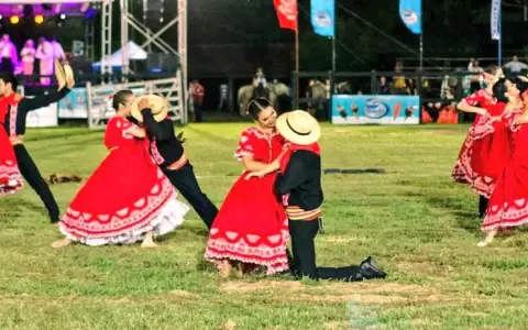 La ciudad de Santiago se alista para la fiesta de la tradici�n misionera