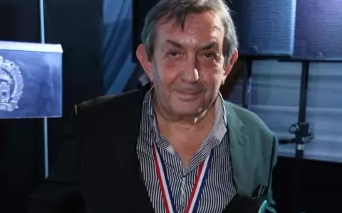 Homenaje a Robin Wood en Caazap�