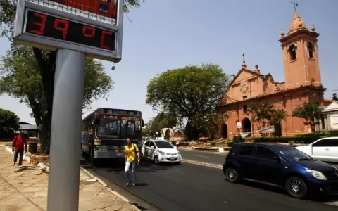 El ambiente continuar� caluroso y podr�an presentarse chaparrones en algunas zonas del pa�s