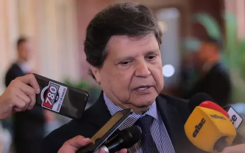 Reuni�n de Alegre y Pe�a con embajador de EE. UU. no cambia tablero electoral, dice Acevedo