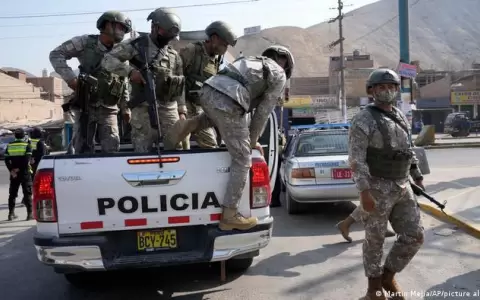 Suben a 60 los muertos en medio de las protestas en Per�