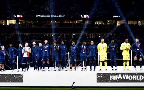 Deschamps, autocr�tico por la final perdida frente a Argentina