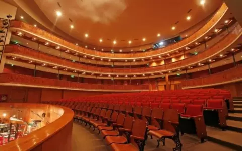 El Teatro Municipal invita a conocer su historia y sus instalaciones