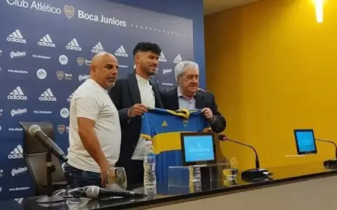 El presidente de Boca le pidi� perd�n al nuevo refuerzo por "la guerra de la Triple Alianza"