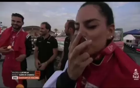 Andrea Lafarja termina su tercer Dakar y hace historia para Paraguay