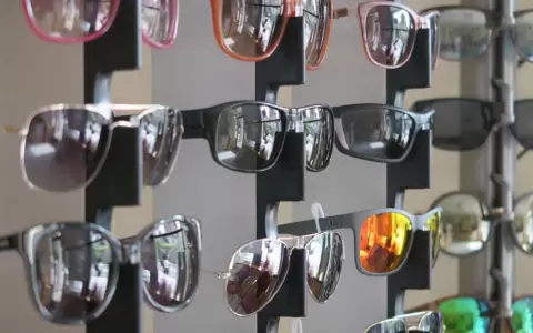 Advierten sobre da�os a la vista por uso de lentes de sol sin protecci�n ultravioleta