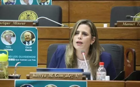 Kattya Gonz�lez dice que es errado pensar que la oposici�n solo puede ganar si est� unida
