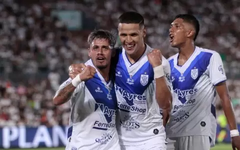 Elvio Vera festej� su gol ante el club del cual es hincha