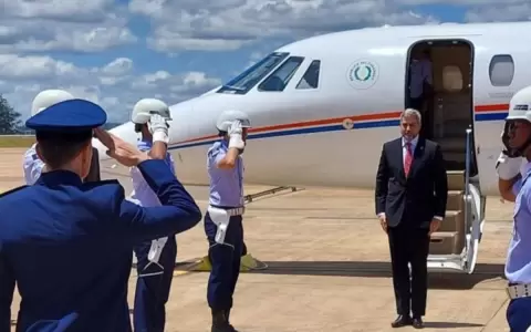 Presidente Abdo ya est� en suelo brasile�o para participar de la asunci�n de Lula Da Silva