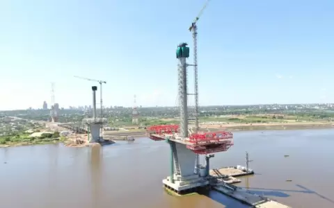 La obra Puente H�roes del Chaco reactiva su construcci�n y cuenta con un avance del 78 %