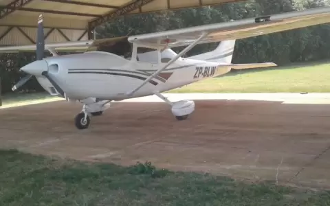 Ins�lito: sujetos armados robaron avioneta en un establecimiento de Caaguaz�
