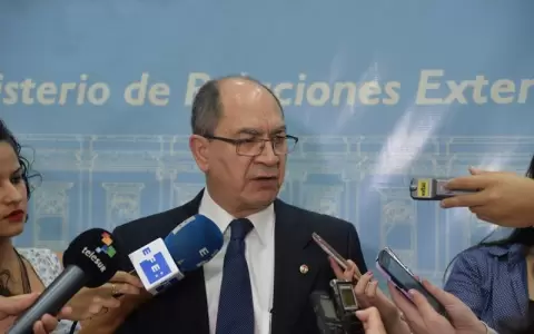 Conflicto Rusia-Ucrania: "Hay mucha preocupaci�n", dice embajador paraguayo en B�lgica