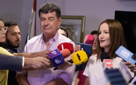 Sole, sobre acercamiento de Pe�a y Wiens: �El abrazo de la impunidad era de esperarse"