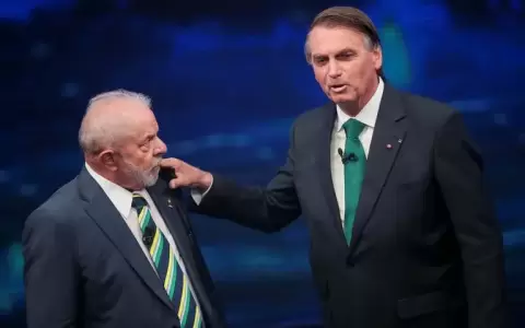 Lula prefiere un divorcio con los militares que el arresto de Bolsonaro