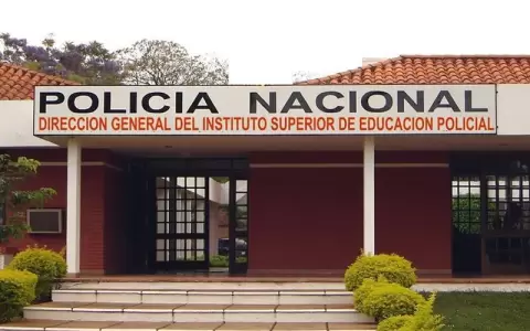 Paraguay necesita 60.000 polic�as, se�ala director del Isepol