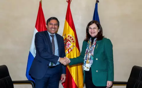 Espa�a  firma con Paraguay convenio que refuerza la cooperaci�n bilateral