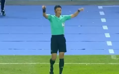 As� fue el debut del �VAR en directo� en el Mundial de Clubes