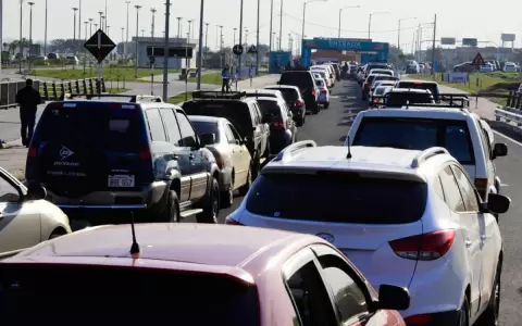 Vacunatorio Autovac de la Costanera de Asunci�n se retira tras casi 2 a�os de trabajo