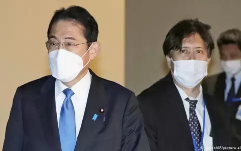 Primer ministro de Jap�n destituye a funcionario por comentarios hom�fobos