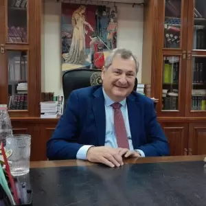 Ministro de la Corte admite encuentro reservado con Peña y niega presencia de Cartes