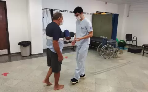 Cl�nicas ofrece tratamiento de rehabilitaci�n a pacientes con secuelas de chikungunya