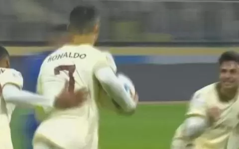 CR7 marca un penal sobre la hora y rescata un empate para Al Nassr