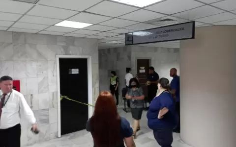 Funcionario del Palacio de Justicia falleci� en plena oficina
