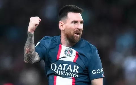 Messi convierte un golazo sobre el final y le da la victoria a PSG