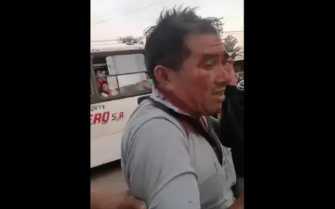 Justicia por manos propias: golpe� a un hombre que la acos� en pleno colectivo