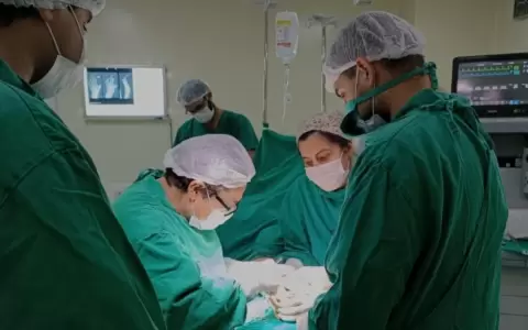 Buscan reconstruir funcionalidad de la mano izquierda de Jos� Zav�n, v�ctima de siniestro a�reo
