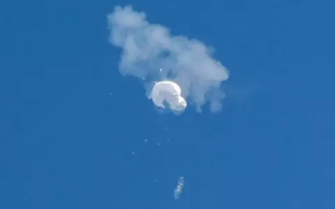 EE. UU. busca en el Atl�ntico los restos del globo "esp�a" chino que derrib� cuando volaba sobre su territorio