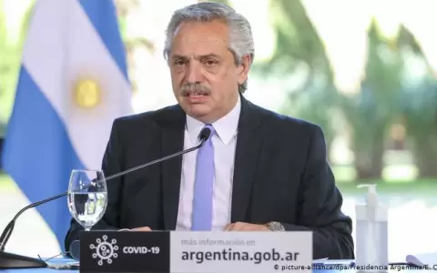 Alberto Fern�ndez pidi� sumar a Bolivia a la candidatura conjunta para organizar el Mundial 2030