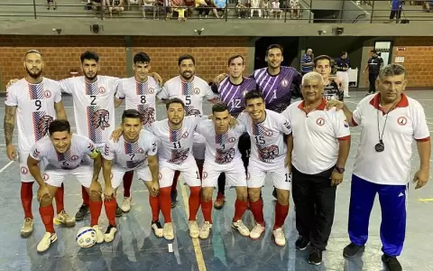 Lambar� amarga la noche a Villeta
