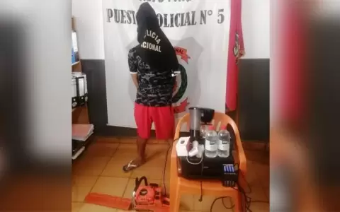 Entreg� a su hijo a la Polic�a tras descubrir que rob� en una escuela